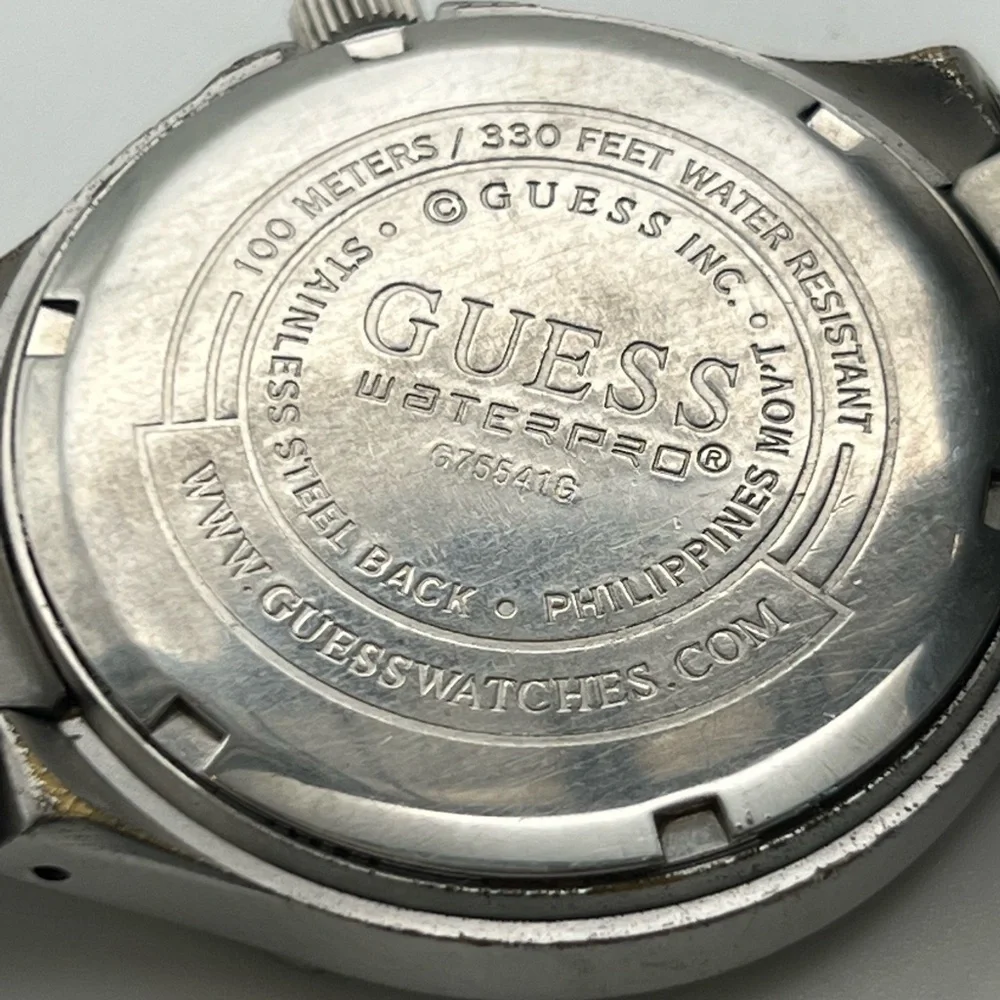 Vintage Guess Unisex Waterpro Indiglo Silver and Blue Watch Working